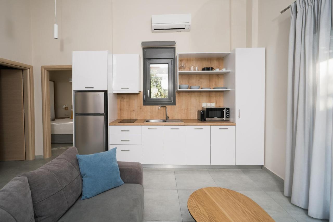 Octo Villas Complex Nea Iraklitsa Екстериор снимка